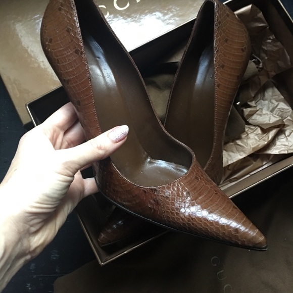 Gorgeous Gucci Python heels! - Picture 6 of 7